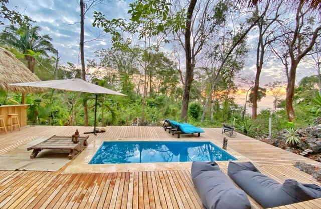 Stunning room Ocean view | Ac | Hot Water