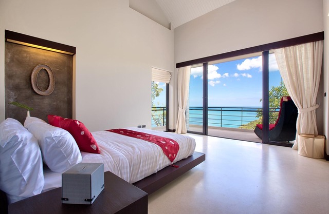 Stunning Seaview Pool Villa