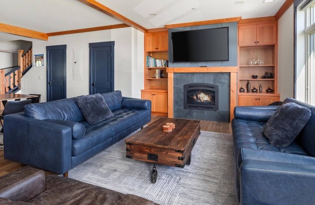 Stunning Trapp Lodge Townhouse, Brand New in Stowe