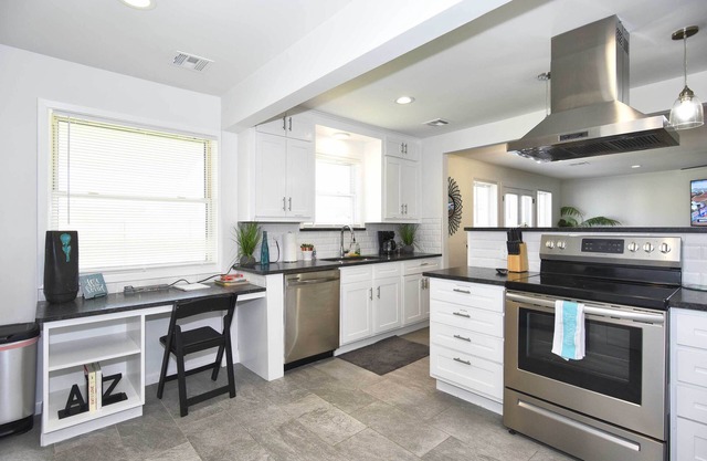 Stunning Tulsa Getaway w/Deck: Near Downtown!