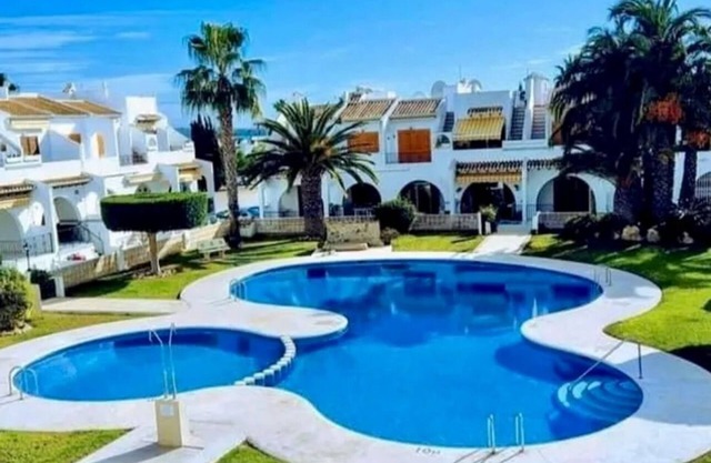 Stunning Two Bedroom, Ground Floor Apartment in prestigious urbanisation ☀️
