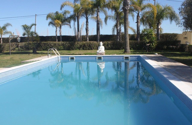 Stunning villa for 6 people with A/C, WIFI, pool, TV and terrace