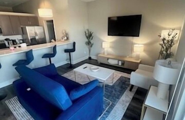Stylish 1BD Apt in Downtown Tulsa near Bob Dylan Centre, Blue Dome, Cain's & OK