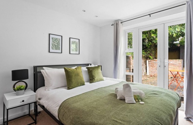 Stylish 1BR City Centre Garden Netflix