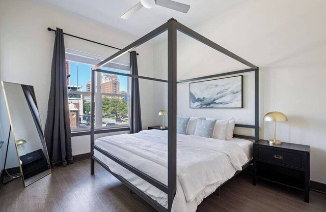 Stylish 1BR Loft Central Stay Near UAB