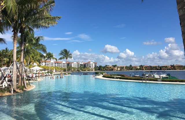 Stylish 3-Bedroom + Lanai Condo at Miromar Beach&Golf Club