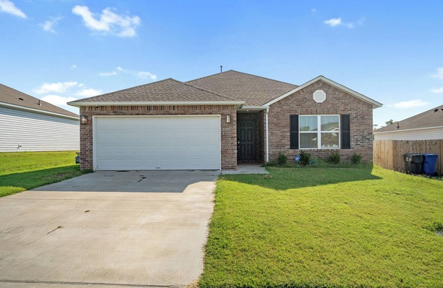 Stylish 3BR Home in Broken Arrow - Luxury, Comfort & Style