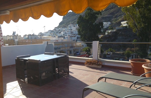 Stylish apartment & large private roof terrace, in the heart of Puerto de Mogan