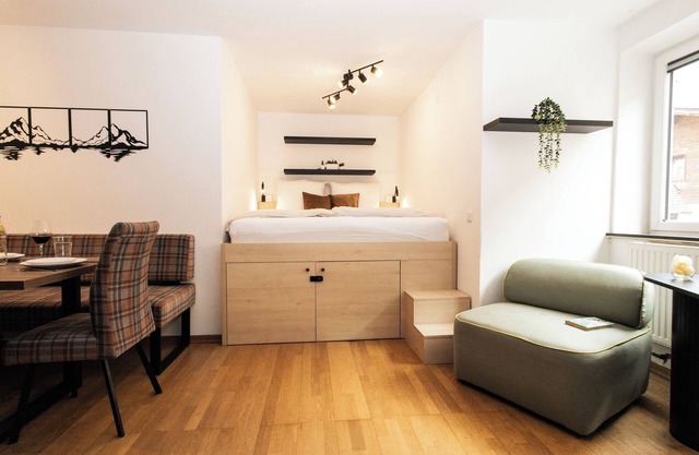 Stylish apartment, just steps to the ski lift