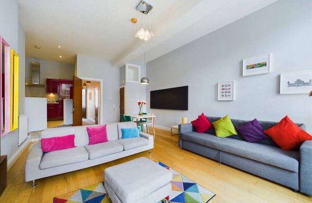 Stylish City-Centre Apartment in the Heart of Belfast’s Cathedral Quarter
