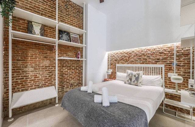 Stylish Flat Near Plaza Mayor & La Latina