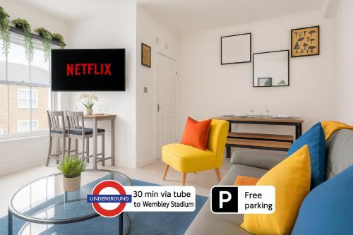 Stylish Flat with 3 Beds with Free Parking near Wembley