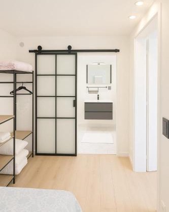 Stylish flat with rooftop in Ixelles