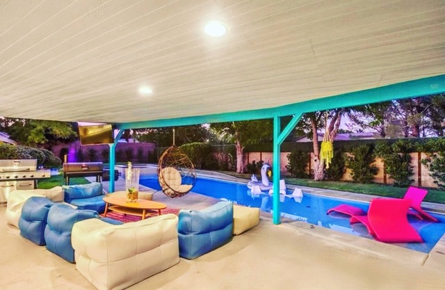 Stylish Fun Modern Near the strip