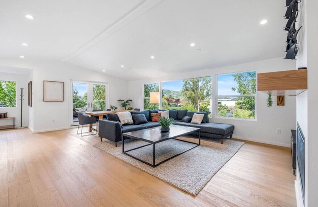 Stylish Retreat in Central San Rafael