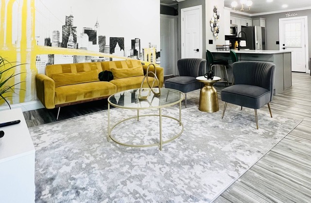 Stylish & Spacious 2BR/1BA Duplex “Gemstone”