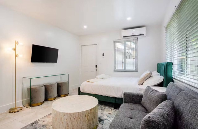 Stylish Stay Minutes from Wynwood & Midtown