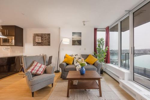 Stylish Vancouver Condo with City Views