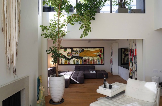 Stylish WEHO Penthouse with roof garden in prime LA Location