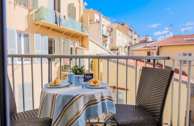 SUEDE 3 AP4209 By Riviera Holiday Homes