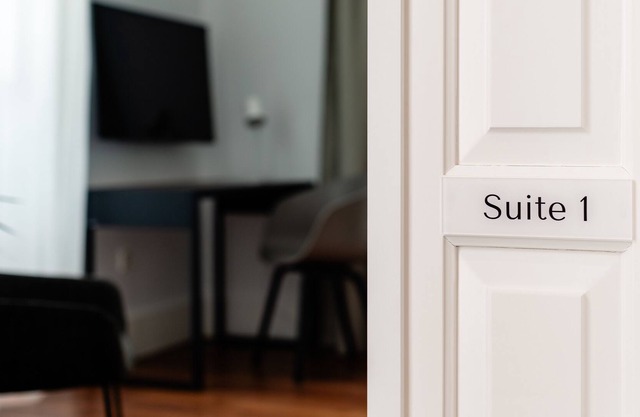 Suite 1 - The Park Suites
