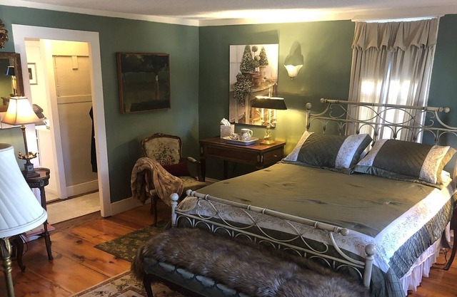 Suite at Silvershell Inn