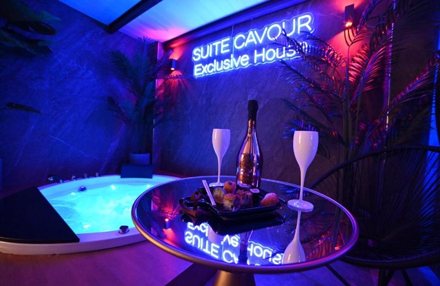 Suite Cavour Exclusive House Private Luxury SPA