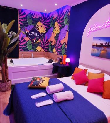 Suite Maison Tropical - Luxury Apartment in Central Bari