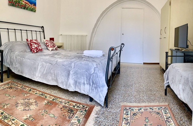 Suite on Castelnuovo Square