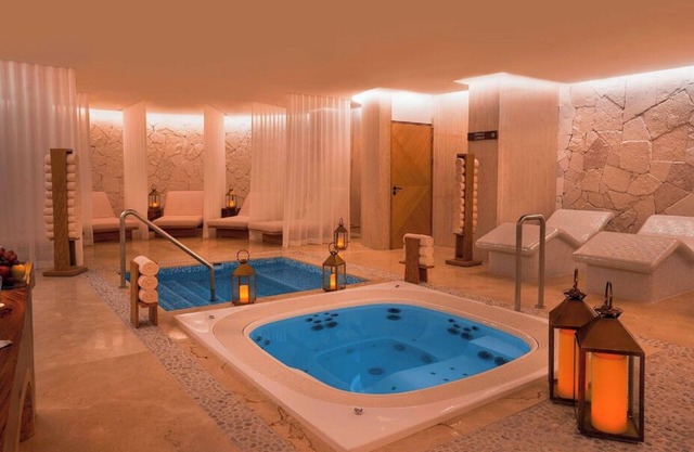 Sun Palace Resort (ADULTS ONLY) - Palace Elite Membership