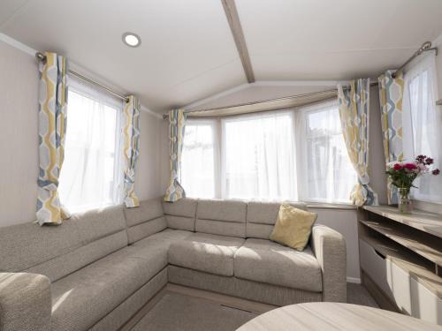 Sunbeam Caravan by Belvilla
