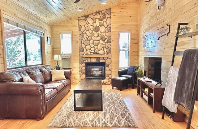 Sundance | Pet Friendly Hideaway in Rim Country!
