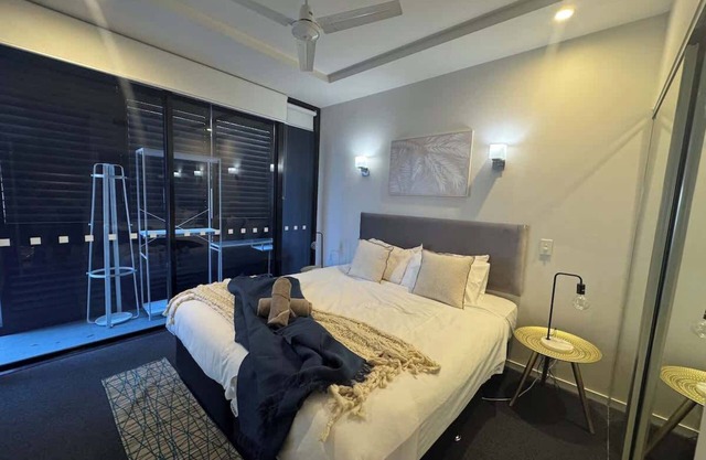 Sunny 1BR in South Bank Great Location