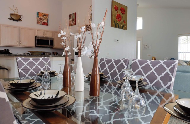 Sunny 4BR Villa Near Disney | South-Facing Pool, 2 Ensuites, Game Room Fun