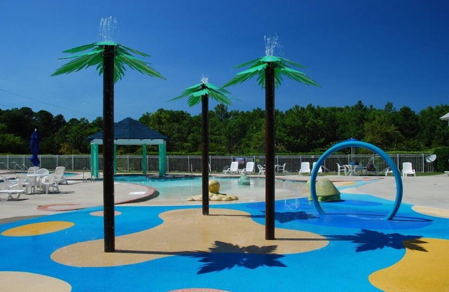 Sunny Daze at Bermuda Bay, Easy Access to the Beach & Clubhouse Amenities!