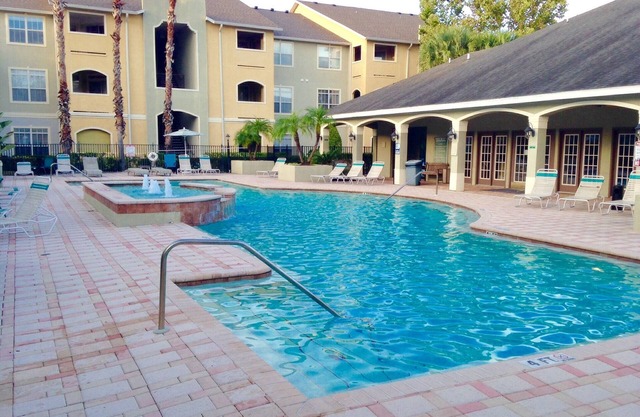 Sunny side Pavillon at the Avalon at Clearwater