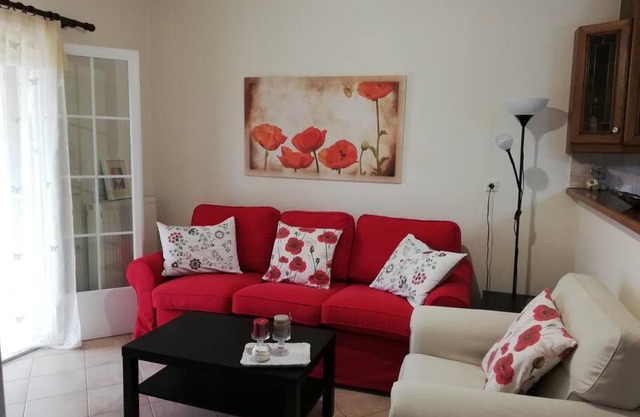 Sunny stay furnished apartment in Kanoni