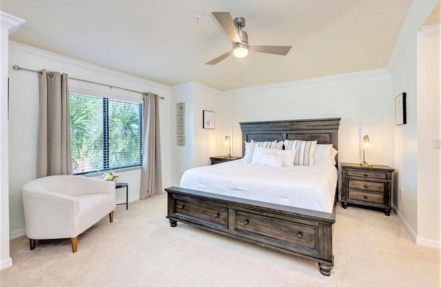 Sunrise/Sunsets Views - King/Queen- Pet Friendly - Golf and Lake views