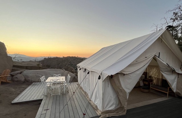 Sunrise Vista - Glamping Sunsets Over Mt. Palomar
