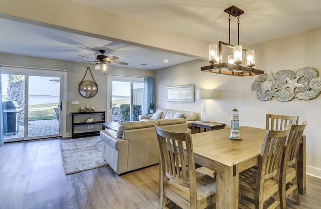 Sunset Rentals | Schooner Court 740