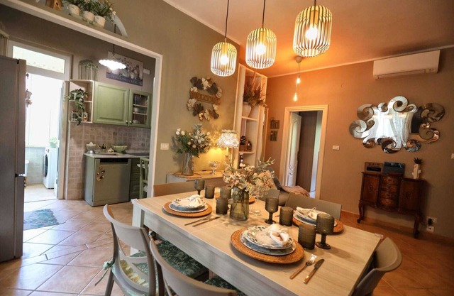 Super Casetta Pratica con Parcheggio Privato