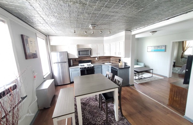 SUPERB-2BR*1min to Train*5mns to Manh*15ms Mdtwn!.