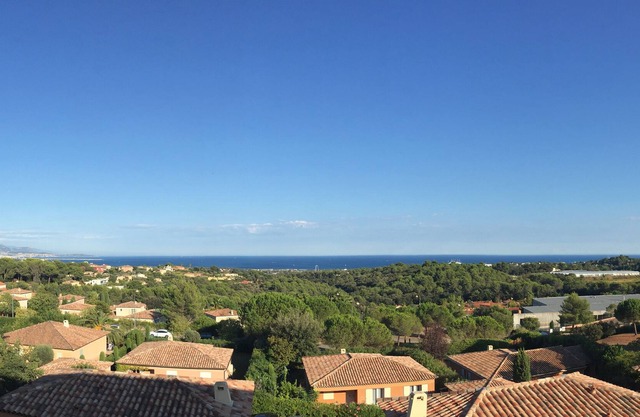 Superb 3 rooms, loggia with sea view
