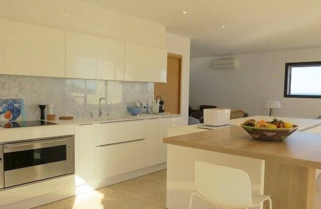 Superb luxury villa private heated pool facing sea 8ERTAR7