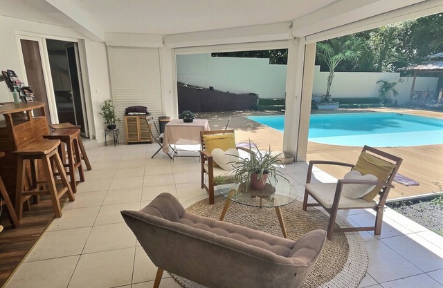 Superb Studio with Pool 3 minutes from the Beach