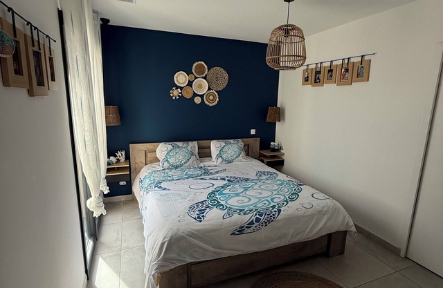 Superb villa with pool 10 minutes from the beach