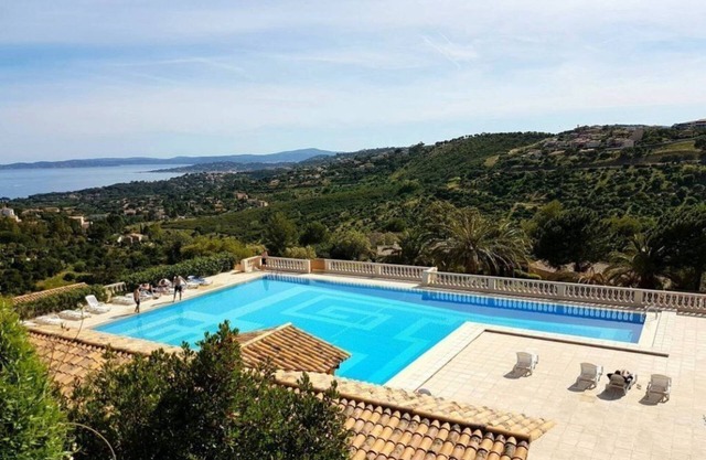 Superbe Appartement EN REZ DE Jardin DE 35 m² Avec Terrasse Arboree