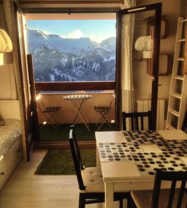 Superbe appart 4/5p balcon plein sud, vue exceptionnelle, retour ski aux pieds