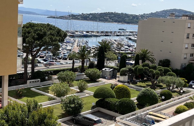 Superbe Appartement, Vue Mer, Climatisation, au Calme, Classé 5