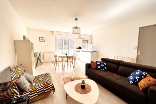 Superbe F2 avec garage balcon